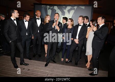 Damien Sargue, Amir, Bruce Johnson, Camille Lou, Vincent Niclo, Claire Keim, Sinclair, Philippe Lellouche, Sofia Essaidi et Roch Voisine Ttendant Forever Gentlemen 2 fête pour célébrer le nouvel album, à Paris, France, le 1er octobre 2014. Photo de Jerome Domine/ABACAPRESS.COM Banque D'Images