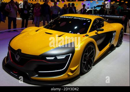 La nouvelle voiture concept RS 01 Renault Sport lors du salon de l'automobile de Paris 2014, connue sous le nom de mondial de l'automobile à Paris, France, le 10 octobre 2014. Photo de Nicolas Genin/ABACAPRESS.COM Banque D'Images