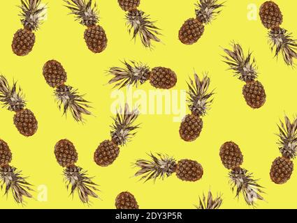 motif tropical avec fruits exotiques à l'ananas sur fond jaune Banque D'Images