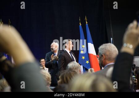 L'ancien président français Nicolas Sarkozy et le maire de Marseille Jean-Claude Gaudin lors d'une réunion de campagne pour la présidence du parti UMP à Marseille, dans le sud de la France, le 28 octobre 2014. Photo de Franck Bessiere/ABACAPRESS.COM Banque D'Images