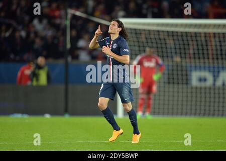 Edinson Roberto Cavani lors du match de la Ligue française 1 entre le FC Paris Saint-Germain et l'Olympique de Marseille OM au stade du Parc des Princes, le 9 novembre 2014 à Paris, photo de Laurent Zabulon/ABACAPRESS.COM Banque D'Images