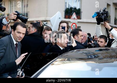 L’ancien président français et candidat à la présidence du principal parti d’opposition de droite français UMP Nicolas Sarkozy arrive pour voter au premier tour des élections, à Paris, en France, le 29 novembre 2014. Photo par ABACAPRESS.COM Banque D'Images