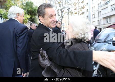 L’ancien président français et candidat à la présidence du principal parti d’opposition de droite français UMP Nicolas Sarkozy arrive pour voter au premier tour des élections, à Paris, en France, le 29 novembre 2014. Photo par ABACAPRESS.COM Banque D'Images