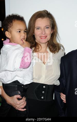 Valérie Trierweiler participe à la fête du 70e anniversaire du secours populaire au Palais de l'UNESCO à Paris, France, le 08 décembre 2014. Photo d'Alban Wyters/ABACAPRESS.COM Banque D'Images