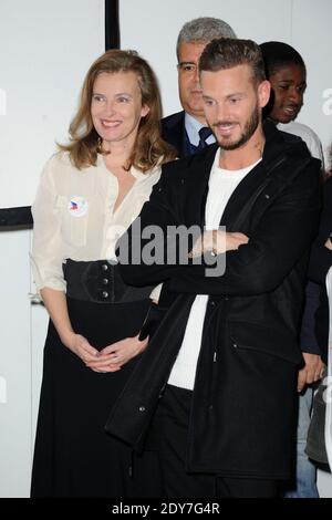 Matt Pokora, Valerie Trierweiler, participant à la fête du 70e anniversaire du secours populaire au Palais de l'UNESCO à Paris, France, le 08 décembre 2014. Photo d'Alban Wyters/ABACAPRESS.COM Banque D'Images