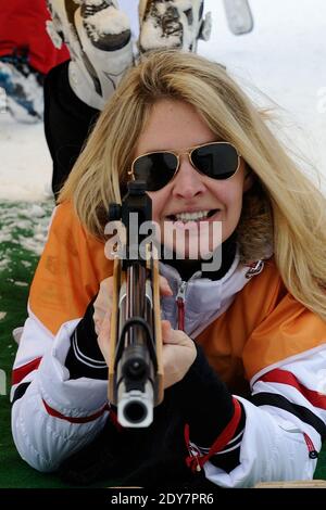 Exclusif - Carine Galli participe aux Jeux du CMR aux Menuires dans les Alpes, France, le 12 décembre 2014. Photo d'Aurore Marechal/ABACAPRESS.COM Banque D'Images