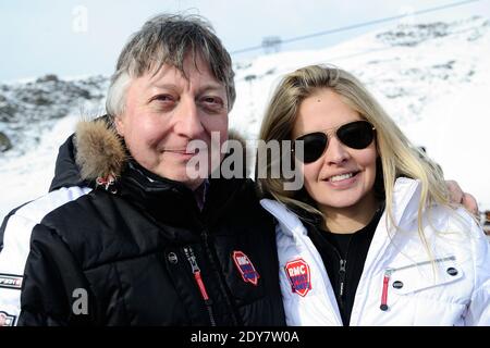 Exclusif. Jean-Luc Roy et Carine Galli assistent aux Jeux du CMR Sport 2014 à Val Thorens dans les Alpes, France, le 13 décembre 2014. Photo d'Aurore Marechal/ABACAPRESS.COM Banque D'Images