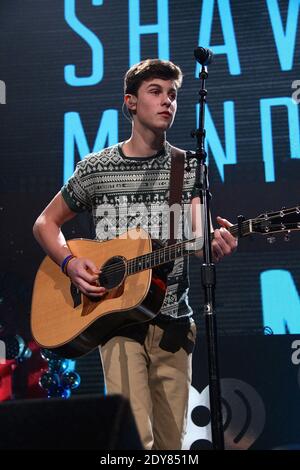 Shawn Mendes se produit au Jingle ball 2014 de Y100 au BB&T Centre de Miami, en Floride, le 21 décembre 2014. Photo de Rolando Rodriguez/ABACAPRESS.COM Banque D'Images