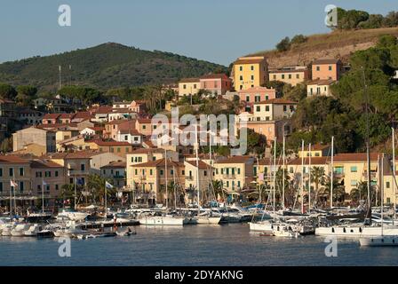 Porto Azzurro, île d'Elbe, Toscane, Italie Banque D'Images