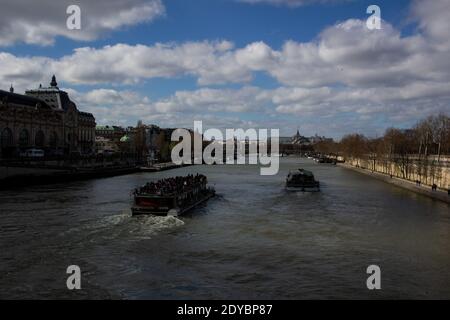 Lllustration de la vie quotidienne à Paris, France. Lllustration du quotidien à Paris en France. Banque D'Images