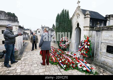 Atmosphère au cours d'une cérémonie marquant le 17e anniversaire de la mort de l'ancien président français François Mitterrand, dans le cimetière de Jarnac, dans l'ouest de la France, le 8 janvier 2013. Photo de Patrick Bernard/ABACAPRESS.COM Banque D'Images