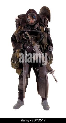 Un fichier non daté montre un membre du 13eme RDP de l'Armée française (13ème Régiment de dragons de parachutistes), un régiment aéroporté des forces spéciales, portant une robe de combat camouflée et un équipement de combat spécial. 13 RDP est sous le contrôle du COS du Commandement des opérations spéciales de la France. Certains des meilleurs éléments du régiment font partie des forces françaises qui combattent au Mali contre les insurgés soutenus par Al-Qaida. Photo de Philippe Poulet/ABACAPRESS.COM Banque D'Images