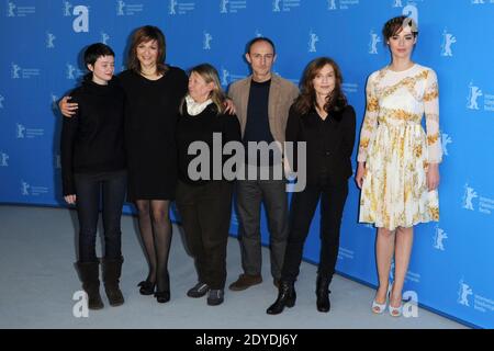 L'actrice belge Pauline Etienne, l'actrice allemande Martina Gedeck, l'actrice française Françoise Lebrun, le réalisateur français Guillaume Nicloux, l'actrice française Isabelle Huppert et l'actrice française Louise Bourgoin assistant à 'The Nun' ('la Religieuse') Photocall lors de la 63e Berlinale, Berlin International film Festival à Berlin, en Allemagne, le 10 février 2013. Photo d'Aurore Marechal/ABACAPRESS.COM Banque D'Images