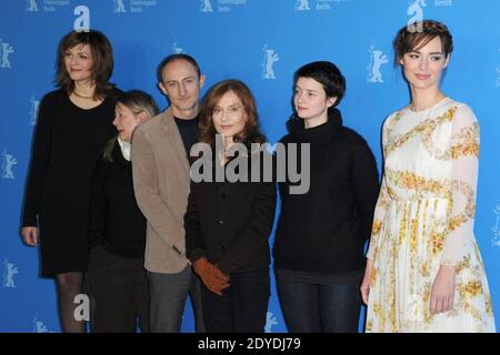 L'actrice allemande Martina Gedeck, l'actrice française Françoise Lebrun, le réalisateur français Guillaume Nicloux, l'actrice française Isabelle Huppert, l'actrice belge Pauline Etienne et l'actrice française Louise Bourgoin assistant à 'The Nun' ('la Religieuse') Photocall lors de la 63e Berlinale, Berlin International film Festival à Berlin, Allemagne, le 10 février 2013. Photo d'Aurore Marechal/ABACAPRESS.COM Banque D'Images