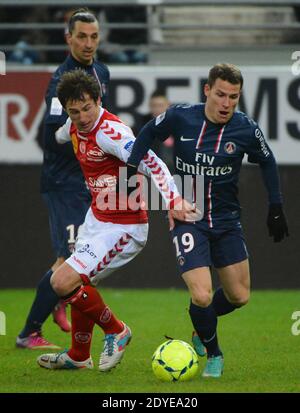 PSG'sKevin Gameiro lors du match de football de la première Ligue française, Reims contre Paris Saint-Germain au stade de Reims, France, le 2 mars 2013. Reims a gagné 1-0. Photo de Christian Liewig/ABACAPRESS.COM Banque D'Images