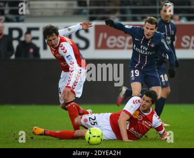 PSG'sKevin Gameiro lors du match de football de la première Ligue française, Reims contre Paris Saint-Germain au stade de Reims, France, le 2 mars 2013. Reims a gagné 1-0. Photo de Christian Liewig/ABACAPRESS.COM Banque D'Images