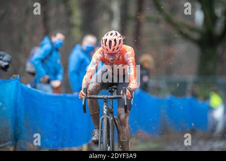 HERENTALS, BELGIQUE - DÉCEMBRE 23: Marianne vos des pays-Bas pendant la Women Elite Cyclocross Herentals Crosst le 23 décembre 2020 à Herenta Banque D'Images