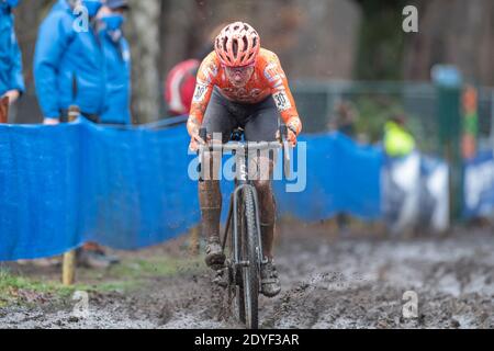 HERENTALS, BELGIQUE - DÉCEMBRE 23: Marianne vos des pays-Bas pendant la Women Elite Cyclocross Herentals Crosst le 23 décembre 2020 à Herenta Banque D'Images