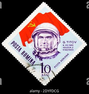 MOSCOU, RUSSIE - 25 MAI 2019 : timbre-poste imprimé en Roumanie montre Gherman S. Titov, série d'astronautes et de cosmonautes, vers 1963 Banque D'Images