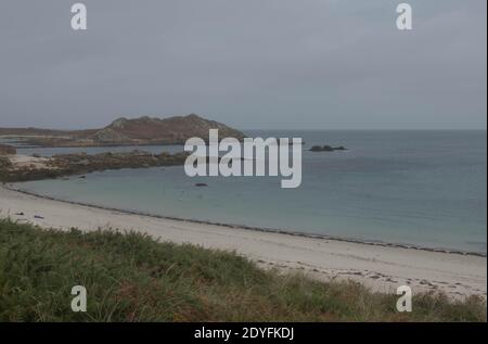 Sandy Beach of Great Bay sur l'île de St Martin dans les îles de Scilly, Angleterre, Royaume-Uni Banque D'Images