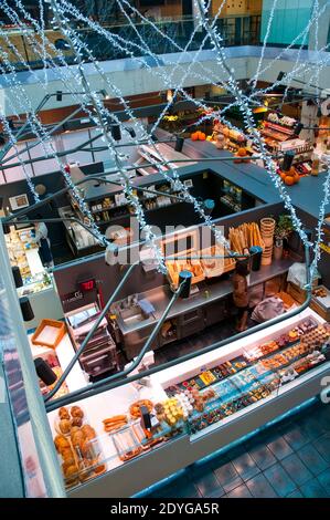 Marché de San Anton, vue d'en haut. Madrid, Espagne. Banque D'Images