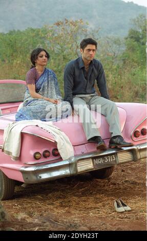 Bollywood est un acteur sur une voiture classique à l'intérieur Film City à Mumbai, Inde Banque D'Images