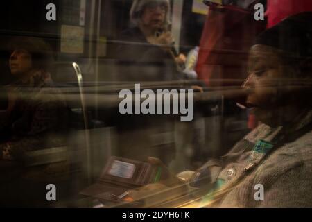 Lllustration de la vie quotidienne à Paris, France. Lllustration du quotidien à Paris en France. Banque D'Images