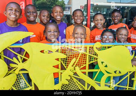 Tuscaloosa Alabama, Children's Hands On Museum, Black Girls garçons étudiants, Banque D'Images