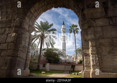 L'Arc de Marcus Aurelius qui est la seule structure entièrement debout qui reste de l'ère romaine OEA qui se trouve dans la capitale de la Libye, Tripoli. Banque D'Images