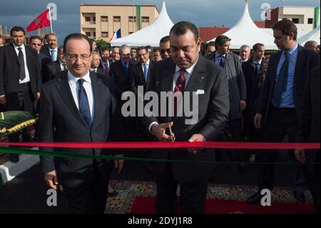 Sa Majesté le Roi Mohammed VI du Maroc, François Hollande inaugure une entreprise de traitement de l'eau à Mediouna près de Casablanca, Maroc, le 3 avril 2013. Photo de Christophe Guibbbaud/ABACAPRESS.COM Banque D'Images