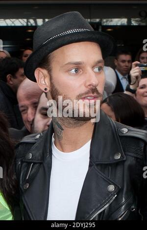 Matt Pokora arrive au Studio Gabriel à Paris, France, le 3 avril 2013 pour l'enregistrement du spectacle vivant Dimanche. Photo de Audrey Poree/ABACAPRESS.COM Banque D'Images