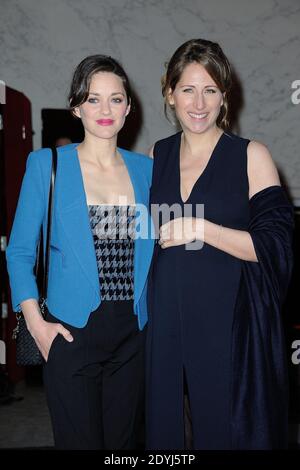 Marion Cotillard et Maud Fontenoy participant au dîner de gala de la Fondation Maud Fontenoy à l'Hôtel de la Marine à Paris, France, le 9 avril 2013. Photo de Nicolas Briquet/ABACAPRESS.COM Banque D'Images