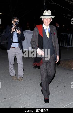 Gay Talese participe à la 11e Vanity Fair Party célébrant le TriBeCa film Festival 2013 au palais de justice suprême de l'État à New York City, NY, États-Unis, le 16 avril 2013. Photo de Donna Ward/ABACAPRESS.COM Banque D'Images