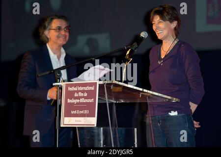 Françoise Charpiat lauréate du jury Award avec le film 'Cheba Louisa' à la cérémonie de clôture du 4ème Festival International du film de Boulogne au Théâtre de Patthe à Boulogne-Billancourt, près de Paris, France, le 22 avril 2013. Photo d'Aurore Marechal/ABACAPRESS.COM Banque D'Images