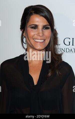 Karine Ferri participe au 4e Gala mondial des cadeaux au profit de la Fondation Eva Longoria, qui s'est tenu à l'hôtel George V à Paris, en France, le 13 mai 2013. Photo de Nicolas Genin/ABACAPRESS.COM Banque D'Images