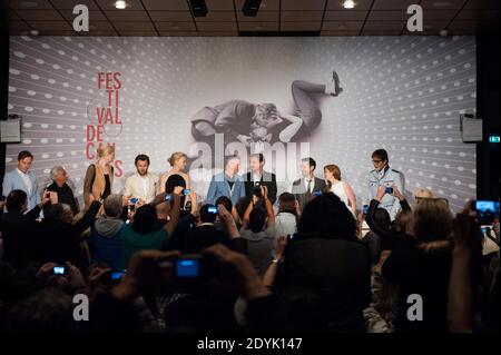 Leonardo DiCaprio, Tobey Maguire, Isla Fisher, Amitabh Bachchan et Catherine Martin assistent à la conférence de presse « The Great Gatsby » lors du 66e Festival annuel du film de Cannes au Palais des Festivals. Cannes, France, le 15 mai 2013. Photo de Florent Dupuy/POOL/ABACAPRESS.COM Banque D'Images