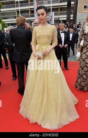 Fan Bing Bing arrive à la projection du film "Jeune et Jolie", réalisé par François Ozon, qui s'est tenu au Palais des Festivals dans le cadre du 66e festival de Cannes, le 16 mai 2013. Photo de Lionel Hahn/ABACAPRESS.COM Banque D'Images
