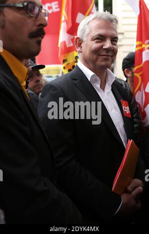 thierry Lepaon, secrétaire général syndical de la CGT, participe à une manifestation en faveur d'un projet de loi d'amnistie pour les syndicats le 16 mai 2013 à Paris. Photo de Stephane Lemouton/ABACAPRESS.COM Banque D'Images