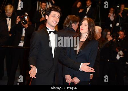 Jeremie Elkaim, Valerie Donzelli arrivée à Dieu seul pardonne la projection qui a eu lieu au Palais des Festivals dans le cadre du 66e Festival de Cannes, à Cannes, dans le sud de la France, le 22 mai 2013. Photo de Nicolas Briquet/ABACAPRESS.COM Banque D'Images