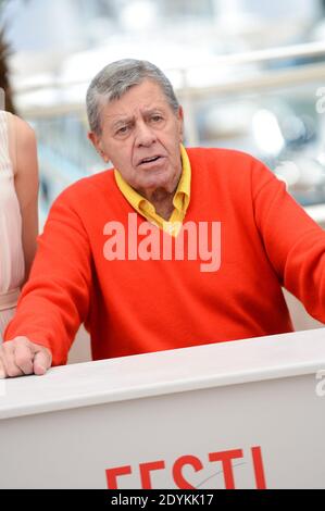 Jerry Lewis posant au photocall 'Max Rose' qui s'est tenu au Palais des Festivals dans le cadre du 66e festival de Cannes, à Cannes, dans le sud de la France, le 23 mai 2013. Photo de Nicolas Briquet/ABACAPRESS.COM Banque D'Images