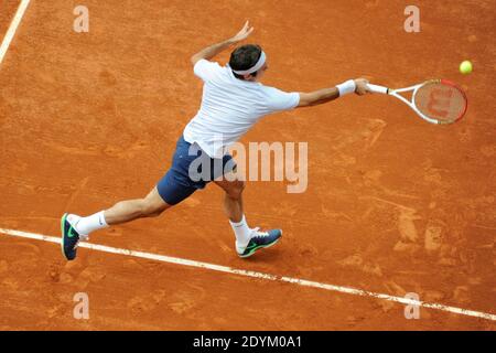 Roger Federer, Suisse, joue le deuxième tour de l'Open de tennis français 2013 au stade Roland-Garros, Paris, France, le 29 mai 2013. Photo de Henri Szwarc/ABACAPRESS.COM Banque D'Images