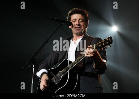 Patrick Bruel joue en direct au Zénith de Paris, France, le 29 mai 2013. Photo de Audrey Poree/ABACAPRESS.COM Banque D'Images