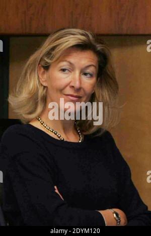 Photo du dossier prise en 2010 de Sophie Gromb qui est liée au juge Jean-Michel Gentil selon un rapport du document le parisien publié le 30 mai 2013. Gromb est l'expert dont l'examen psychiatrique de Liliane Bettencourt à la fin de 2011, a conduit à une enquête formelle de l'ancien président Nicolas Sarkozy sur les réclamations de sa campagne électorale de 2007 a reçu des dons illégaux de la plus riche femme française, l'héritière l'Oréal Liliane Bettencourt, aujourd'hui âgée de 90 ans. Photo de Bernard-Cottereau/ABACAPRESS.COM Banque D'Images