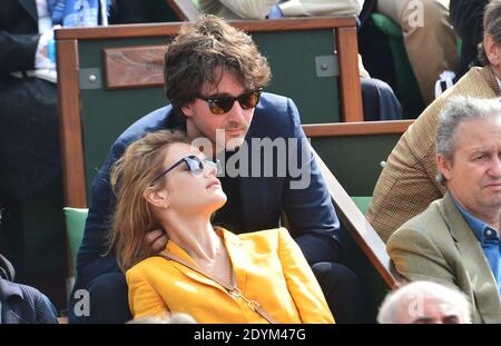 Photo : Antoine Arnault et son fils - Tribunes lors des Internationaux de  France de tennis de Roland Garros 2023, à Paris, le 6 juin 2023. ©  Jacovides-Moreau/Bestimage - Purepeople