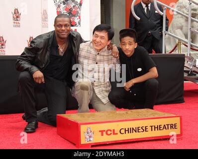 Chris Tucker, Jackie Chan, Jaden Smith assistent à la cérémonie de la main-d'impression et de l'empreinte de Jackie Chan au TCL Chinese Theatre, Hollywood, CA, États-Unis, le 6 juin 2013. Jackie Chan est la première honorée chinoise. Photo de Baxter/ABACAPRESS.COM Banque D'Images