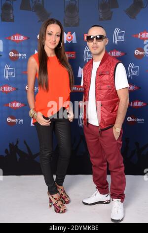 EXCLUSIF. Kenza Farah et Lucenzo lors du concert 'M6 Mobile Music Live' qui s'est tenu à Issy-les-Moulineaux, près de Paris, en France, le 15 juin 2013. Le spectacle sera diffusé sur M6 Music Hits. Photo de Nicolas Gouhier/ABACAPRESS.COM Banque D'Images