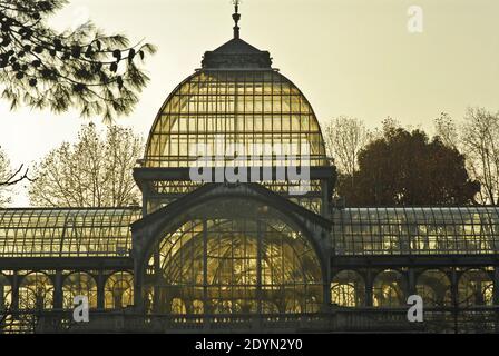 Crystal Palace. Parc Buen Retiro (Parque del Retiro). Madrid, Espagne Banque D'Images