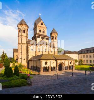 Église du couvent Maria Laach, Église de Laach, basilique de pilier, monastère, Abbaye de Maria Laach, Glees, Rhénanie-Palatinat, Allemagne Banque D'Images