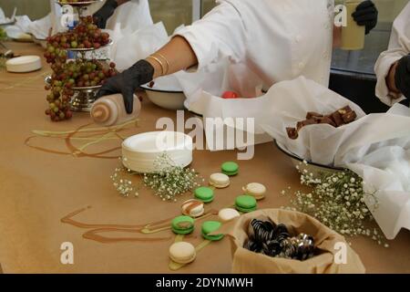 Assortiment de desserts sur une table de buffet Banque D'Images