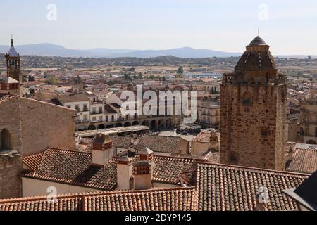 Trujillo. Plaza Major de la vue surélevée. Église de San Martin. Architecture Renaissance de la ville historique. Province de Caceres, Estrémadure, Espagne. Banque D'Images